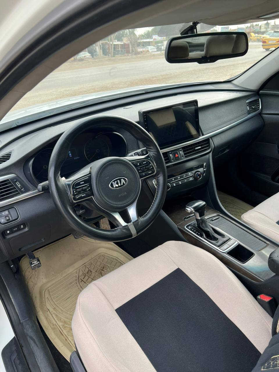 السلام عليكم كيا ابوتيميا خليجي موديل 2018 فول مواصفات رقم اربيل الجديد مكفوله كفاله عامه ماعده بارد بلباب شويه مكينه 2400 بصمه قطعتين تبريد ترحيب عن بعد جنطه ذكيه عند لاقتراب جاهزه مكينه كير حداديه المكان الديوانية البيع أو المرواس حسب القناعه
السعر 174 وبيهه مجال بسيط
مكلف بلنشر لاتصال على الرقم
***********
