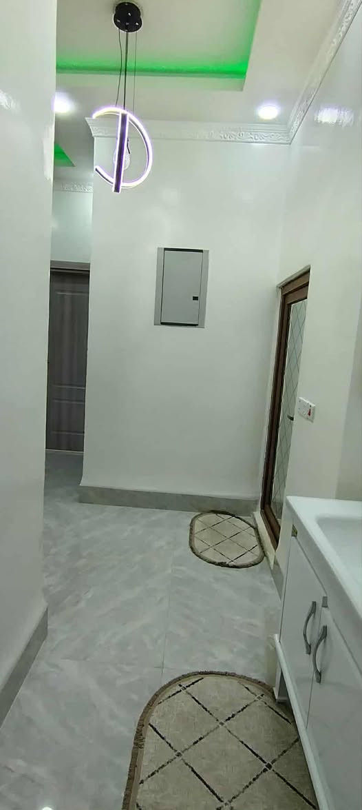 دار للبيع زراعي
الموقع / خلف السايلو قرب حديقة يلدز 

المساحة / 160 متر 

يباع الدار مع الاثاث 

للاستفسار 

او الاتصال على الرقم.***********
