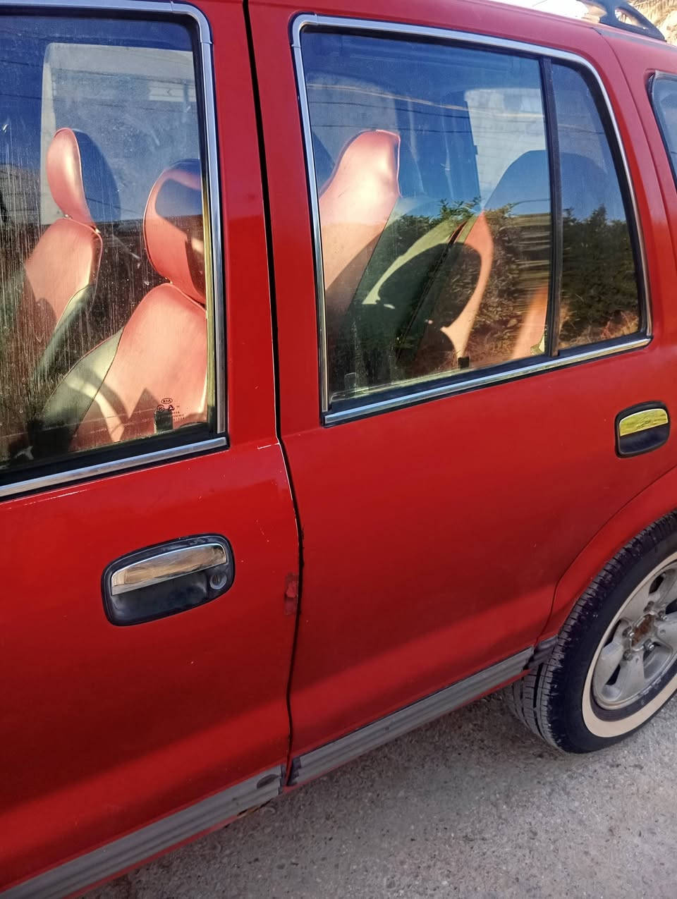 سلام عليكم للبيع او مراوس  كية سبورتج  كير عادي  1996 كير مكينة واكسل وحديدية كلة بشرط تخم تاير دوشمة سياة بدون ضربة وبدون صبغ سيارة بلادية من دعامية لدعامية سنوية ل 2032 بسمي شرط تحويل  سيارة كل علا وضع شركة من كهربائيات و كشر  سيارة عوزهة بوليش  العنوان ديالى المقدادية رقم الهاتف ***********
غير متواجد عل فيس واتساب موجود 
وجماعت تعليقات سلبية متعجبك اكلب لمنشور
