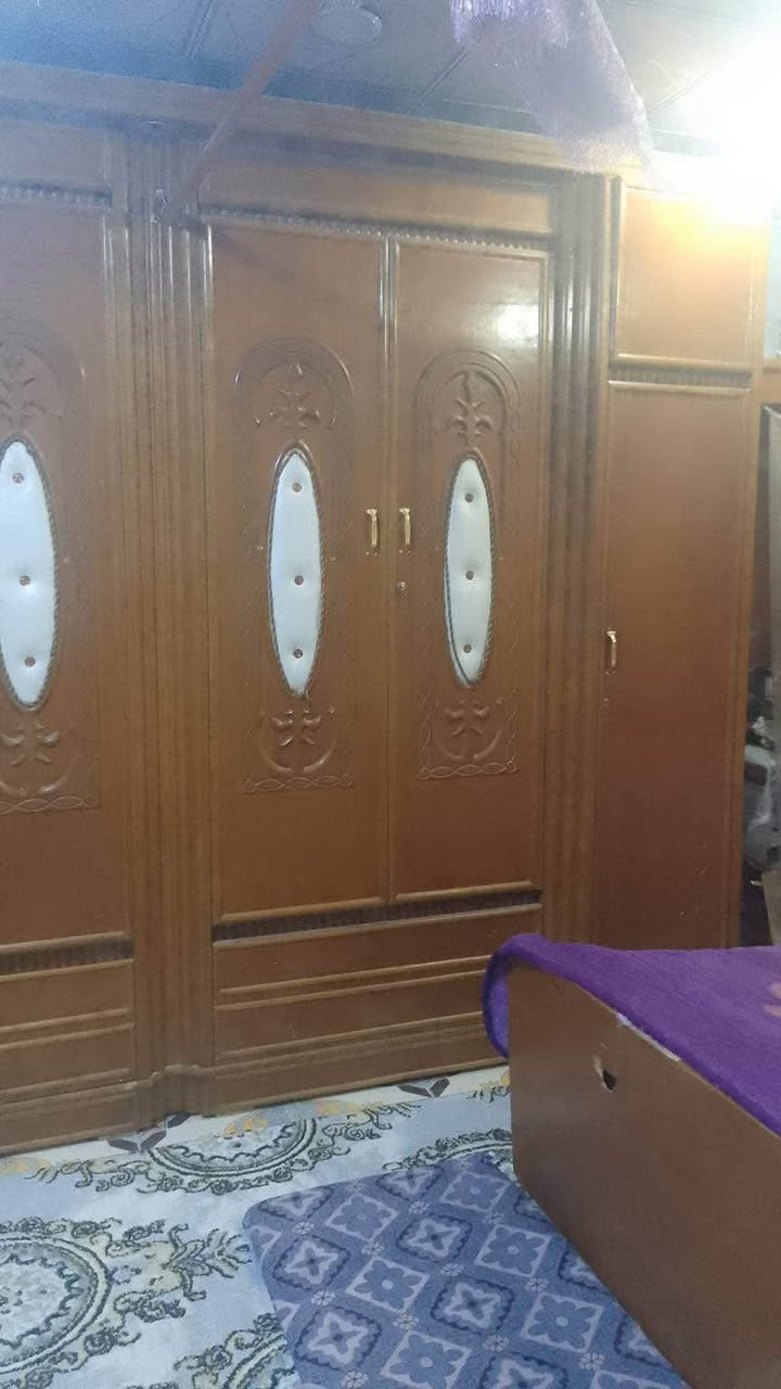 للبيع غرفة نوم صاج عراقي نظيفة 
السعر: 600 الف وبيها مجال
الرقم : ***********
العنوان: النجف حي القادسية النجف, العراق
