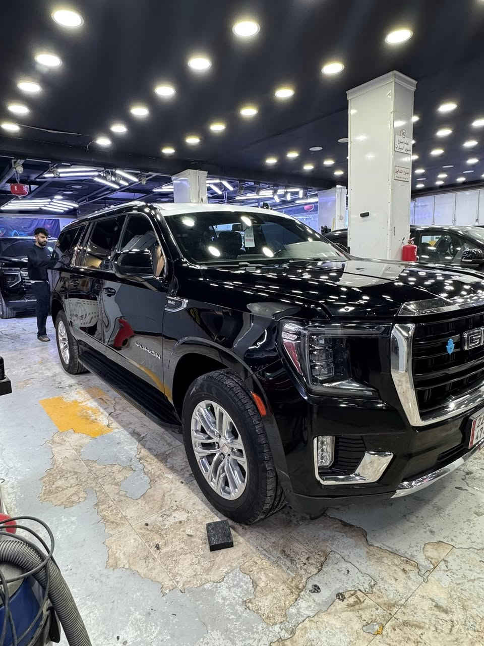 السلام عليكم شباب GMC 2021 أمريكيه ل بيع حادثها شبر بل جاملغ الخلفي الكنر السياره جديده جاهزه صدر امامي خلفي تخم تاير هزه جديده السياره باسمي تحويل ثاني يوم اي نقص مابيها كبل شغل واطلع ع باب الله بيها خط بغداد أربيل النهضه شاشه جبيره الاستفسار اتصال ع رقم *********** مكلف بل نشر
