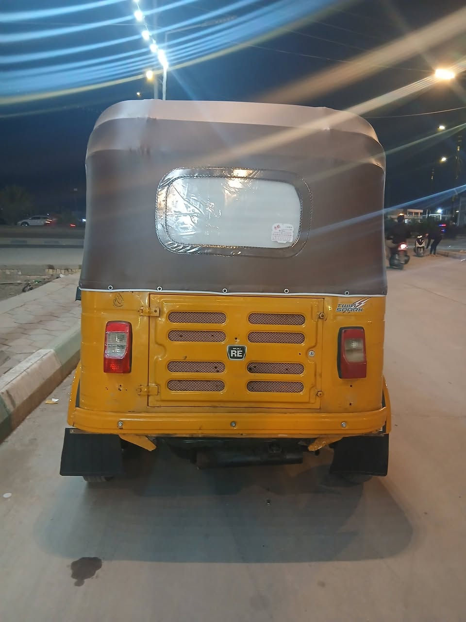 يالله تكتك 20 أوراق وكيل شاكر
تكتك كفاله عامه المكان العماره.حي الشرطه
الاتصال ***********....0782717838
