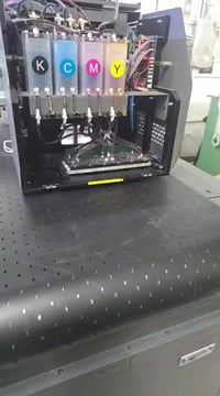 تتوفر لدى المطبعة العصرية طباعة على العلاكة الورقية والقماشية .. طباعة...