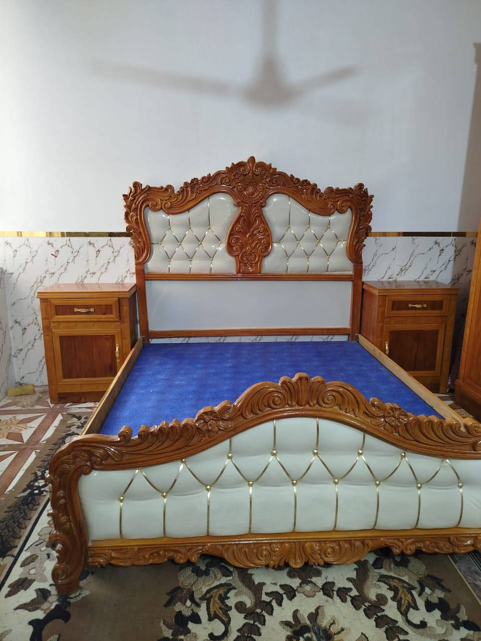 غرفه اخشاب تسكام جديده غير مستعمله مسويه ب2 ونص مكانه كربلاء يردوه بمليون و700


**إذا كنت صاحب هذا الإعلان وتريد حذفه لأي سبب، رجاءا أرسل رسالة إلى الدعم الفني**