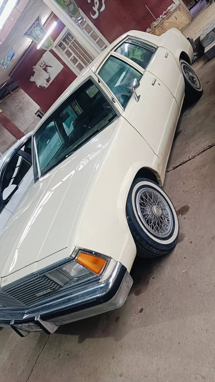 السلام عليكم 
للبيع ماليبو  
محرك سته 
كير تعليك
شرط الوكاله والتحويل 
سعر 47 بس مجال
فخم امامي خلفي جديد 
مكان السياره برطله سهل نينوى معارض برطله بانوراما 
للاستفسار 
***********
***********
