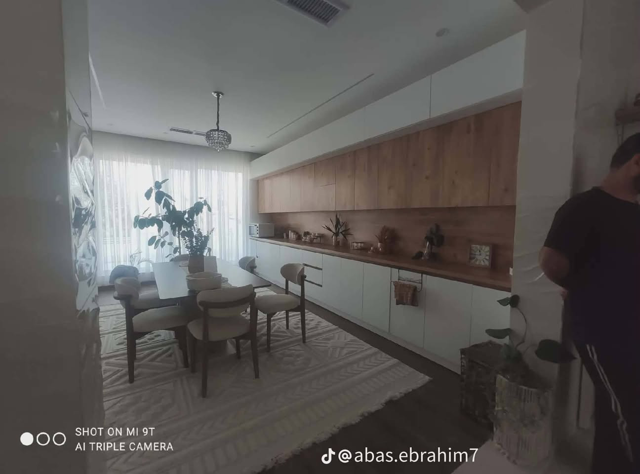 بە بۆنەیی هاتنیی مانگیی ڕەمەزانی پیرۆزە وە داشکاندن دەکەیی بۆ
ئیشە کانمان ژوری نوستن کەوانتەریی المنیۆم 
ژ ***********  وەسا عـــــباــــــس
