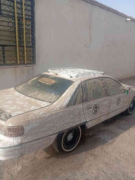 دولفين 92 رقم نجف خصوصي سنويه ل28 بسمنه تخم تاير توني شده مكينه فيفتي 3000 صالي 4 سنوات من شاده برقي مامفتوح لاتبخير لاشي شرط فحص كير مكينه شرط تخم تاير جديد ابو خطه توني شاده 325 الف وياها سبير جديد بجنطه 
ملاحظه 
حداديه امامي خلفي تعبانه 
كشرها دواخلها تعابنه 
ابيع بسعر مكينه رقم سعر 20 قفل 
رقم هاتف ***********
مكاني بصره ام قصر 
تحياتي لجميع
