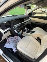 توسان موديل ٢٠٢٥ تو كلر   مكفوله من بارد وصبغ وتبديل   ماشيه 1000km مك...