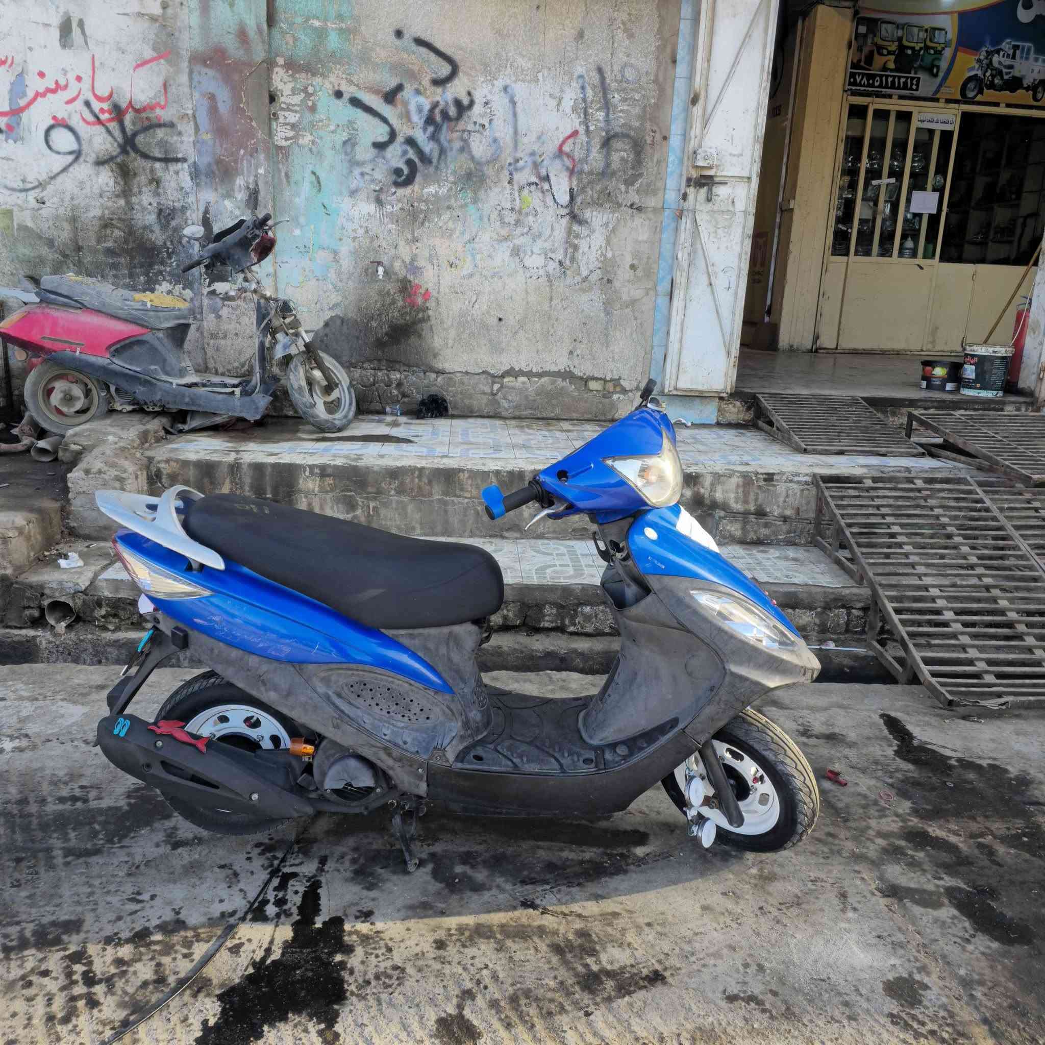 للبيع
***********
