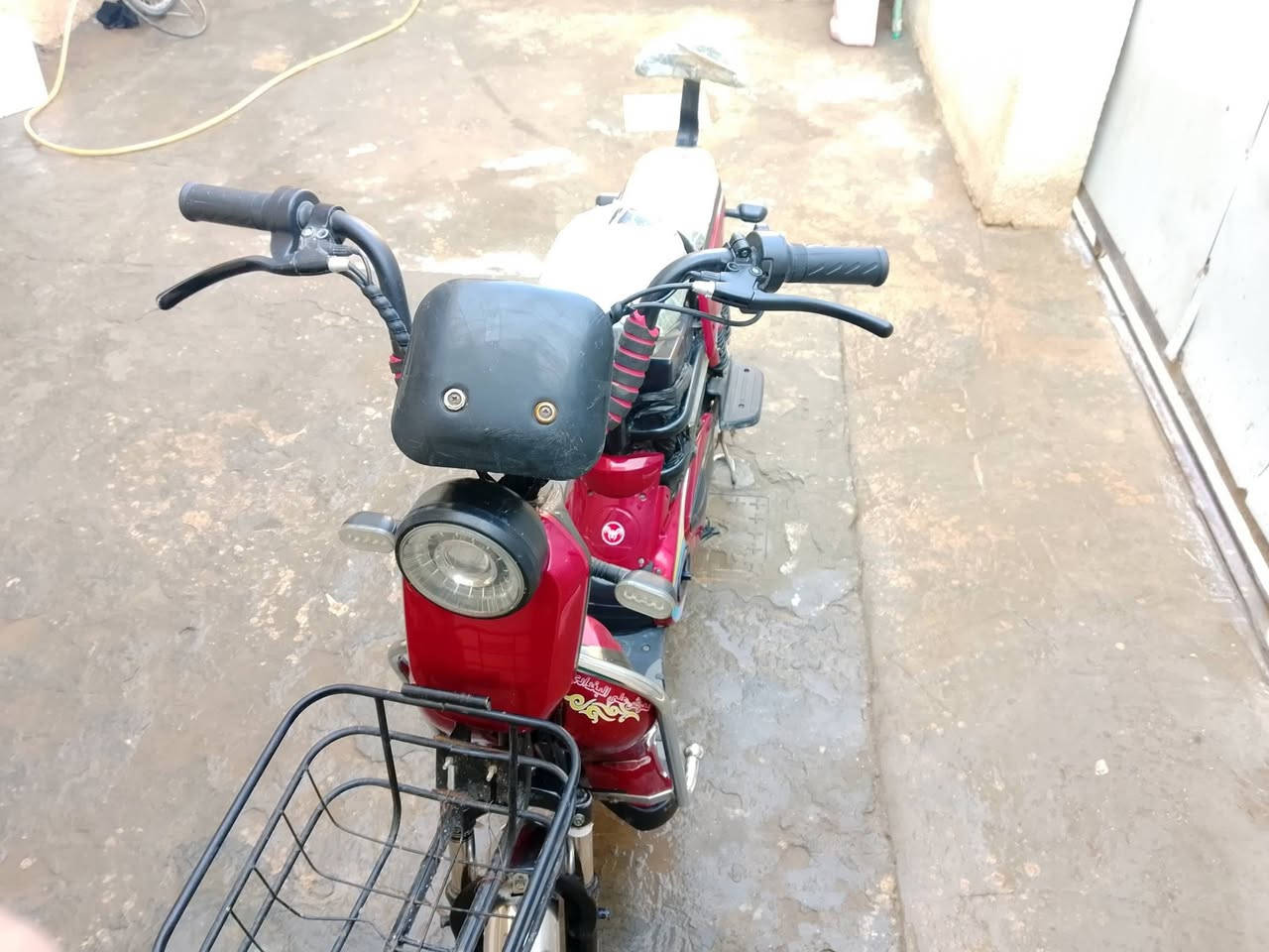 سلام عليكم دراجه شحن للبيع اخت جديده ستخدام قليل جدا. السعر. 300الف    عنواني بغداد ابو غريب اللاستفسار ***********
