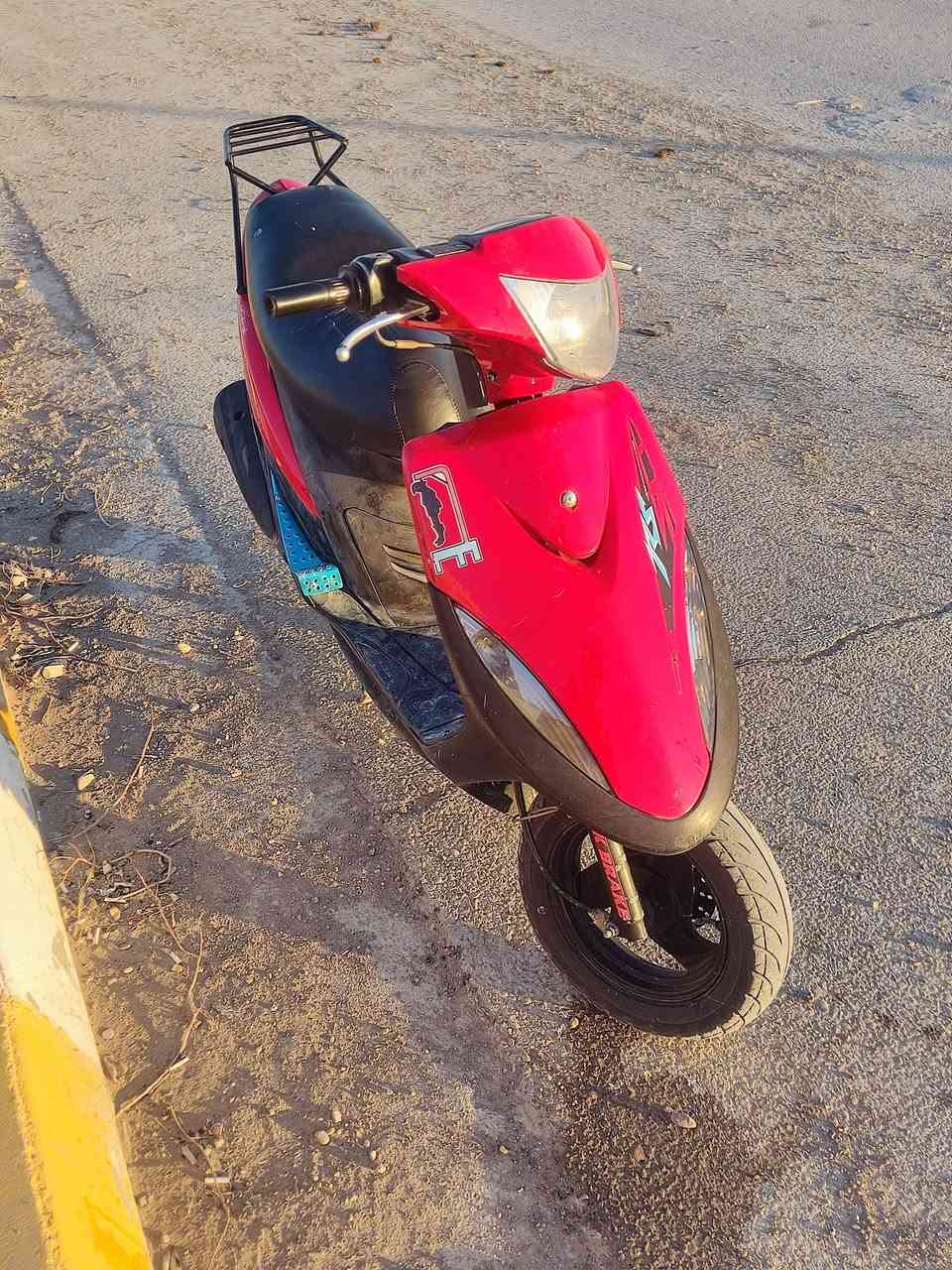 سلام عليكم دراجة ماكس عدله كفاله عامه بلاديه مكينه ما مفتوحه شرد 49كلها شغاله الدراجه سلف لابلادي مالها عوزها بس باتري سعرها 650 وبيها  مجال الشراي مكاني كوت  ***********او خاص
