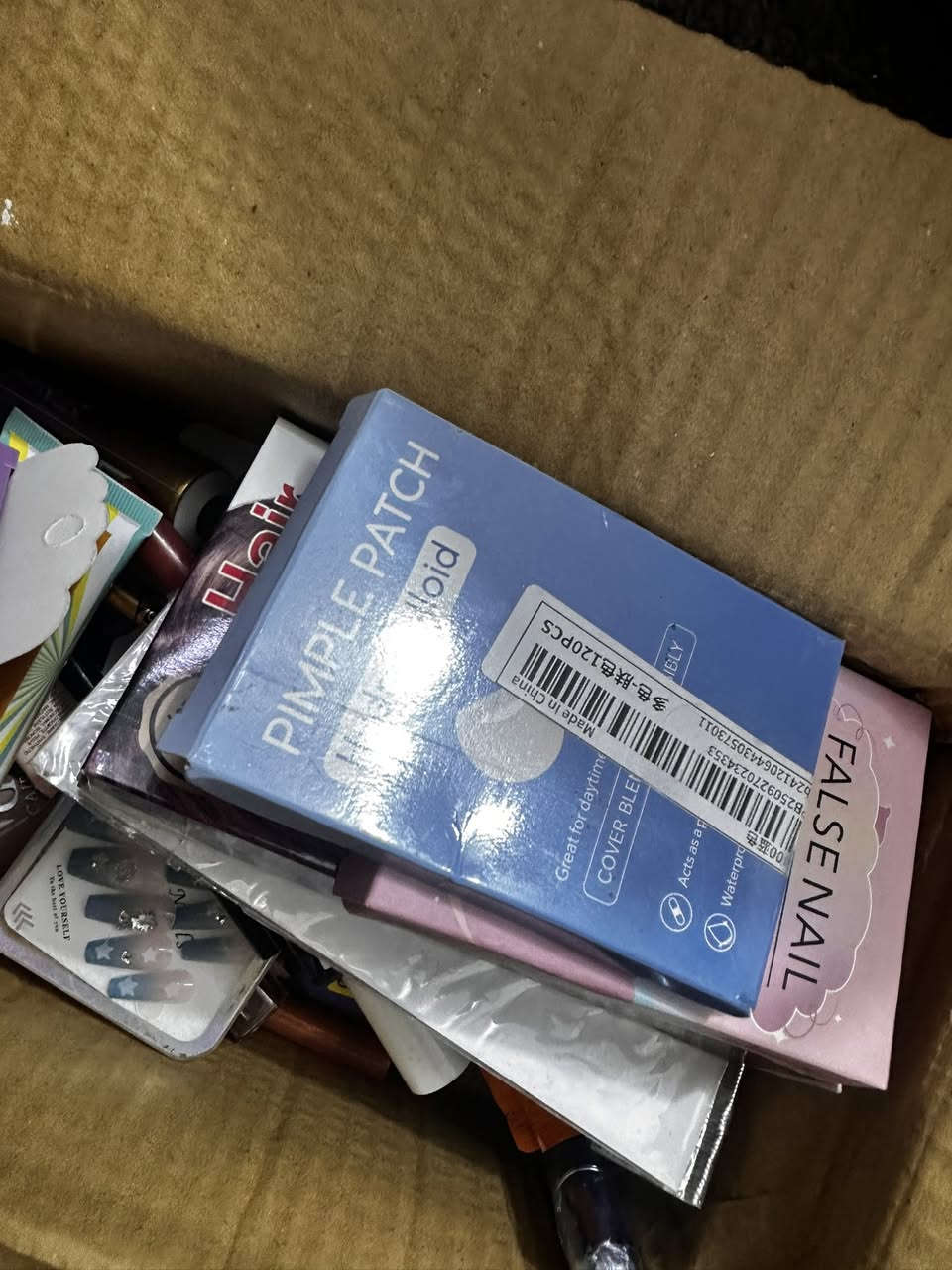 شلعة مكياج ٥٠ قطعه
ب٢٠ مع توصيل. مقطع الهن  راسلوني خاص


**إذا كنت صاحب هذا الإعلان وتريد حذفه لأي سبب، رجاءا أرسل رسالة إلى الدعم الفني**