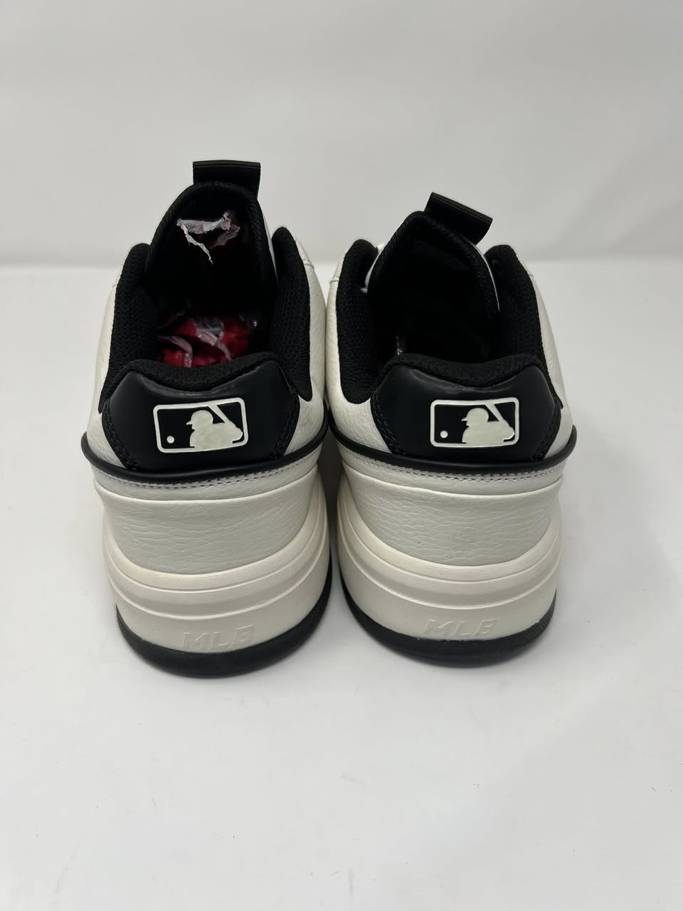 عيني عرض خاص مال ليل بلعافيه عل ياخذه
لاسكارس ماركة فرنسية قياسه ٤٣ القدم ٢٧ ونص فقط بسعر 20 الف قفل بدون توصيل 
توصيل بغداد 5 محافضات 6


**إذا كنت صاحب هذا الإعلان وتريد حذفه لأي سبب، رجاءا أرسل رسالة إلى الدعم الفني**