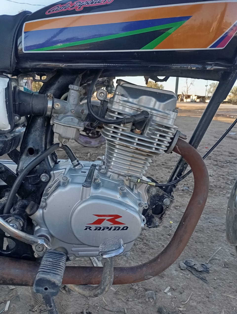 السلام عليكم للبيع رابيدو اصلي 6احرف تعمير 25وشاصي 2013اوراق سكنر دراجه خير من الله مكينه  مفتوح بس كور السعر 550وبيهة مجال مكان بابل محاويل تفاصيل اكثر خاص او اتصل ***********
