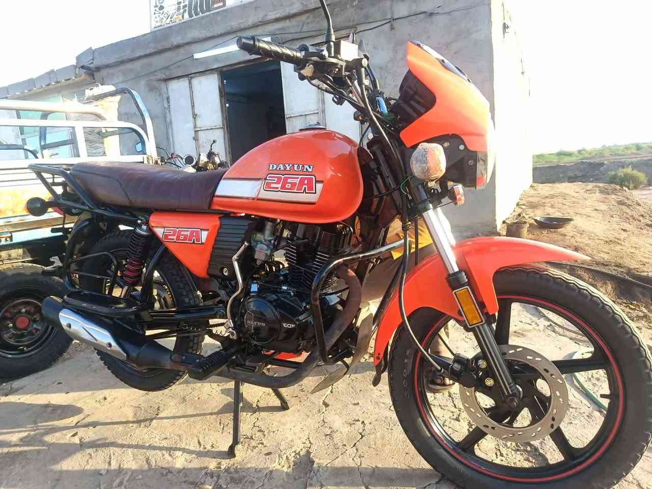 دراجه دايون 22كفاله عامه
دراجه خير من الله نضافه, سعر واحد 500وبيه مجال 
*********** ،،تشغيل تحكم عن بعد
