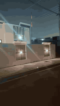 دار ركن للبيع في مجمع اليرموك من افضل الدور من حيث الموقع والعمل هذا الدار شغل ايدي وليس المجمع 
شوفه بعينك واحكم كامل الخدمات ماء وكهرباء وتبليط
مساحه 250 متر الشارع 15/15
الدار مؤثث مانقصه ابره 

#الملكي_للعقارات
***********
