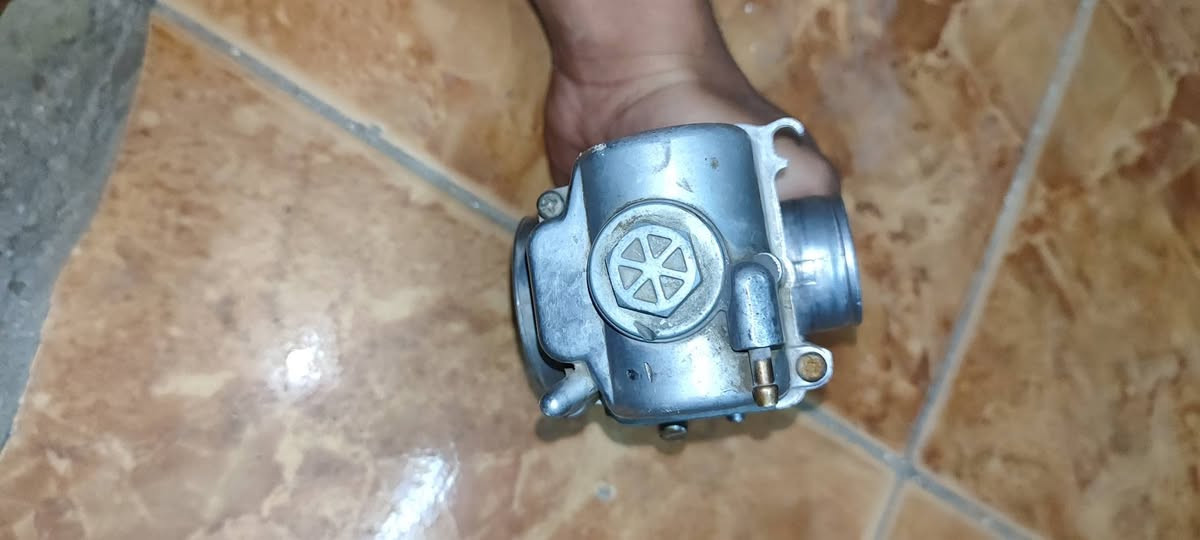 كابريتر سكنس قفاز اصلية حجم 28 نظيفة للبيع هيه والقمجي مالتها سعرها 75 الف وبيه مجال 
مكاني بغداد الدورة
رقم - واتساب ***********
