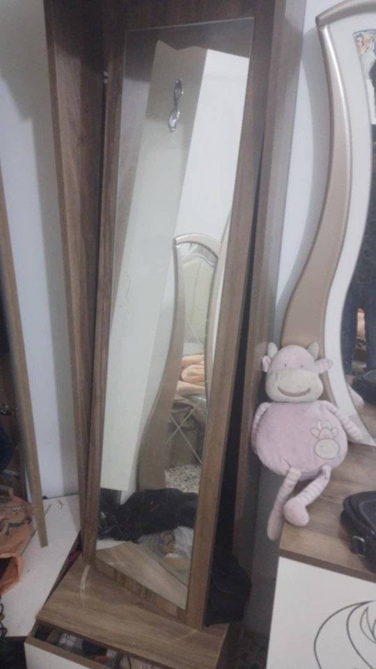 للبيع غرفه تركيه 5 قطع نضيفه السعر، 375 وبيها مجال نجف حي النداء شارع المجمعات بيع مستعجل


**إذا كنت صاحب هذا الإعلان وتريد حذفه لأي سبب، رجاءا أرسل رسالة إلى الدعم الفني**