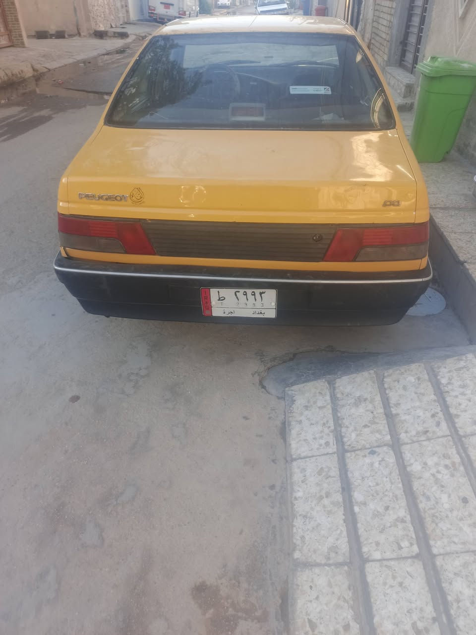 سلام عليكم عيني من رخصت الدمن بيجو روى مديل 2009سيارة مكفولة من ضربة من المعجون وصبغ سيارة خير من اللة بس بيهة شغلة بيهة خيط بخار رقم بغداد تحويل ثاني يوم مكاني بغداد العبيدي السعر 27وبيها مجال الطيبين رقم الهاتف ***********
