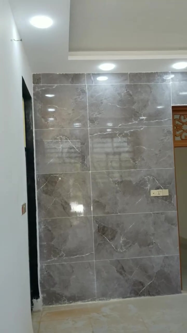 بيت 50 متر حي وفاء للبيع صب مسلح طابقين بناء جديد فول مواصفات شارع 15 متر من جهة بانزين خانه ***********
