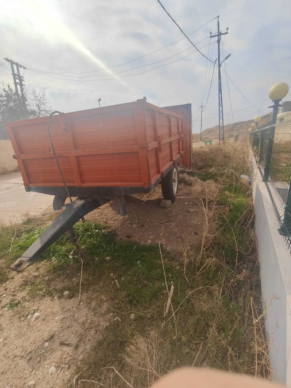 للبيع عربانة تركيا باب اول نضيفة مكان قضاء شيخان السعر اتصل على الرقم ***********
