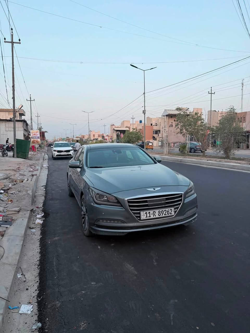 السلام عليكم مكلف بل نشر
للبيع  - جينيسس  2015بانوراما 
 المواصفات: فول ١/١ رقم بغداد باسم راعيه 
 المحرك: 6 سلندر 3800 مبدل رواجز
مواصفات 
 بصمة ابواب وجنطه
 بانوراما 
 رادار امامي للتحذير من الخروج من المسار ورادارات جانبيه 
 لايت زينون الستيرن ونظام اوتو
 بك لايت لد / وحاجب امامي لد 
ستيرن ثلاث وضعايات 
 نظام ترحيب كامل مري جانبية قلابه وكشن السائق متحرك ويدات باب اناره 
  الاقتراب من السياره
قيادة اليه ذاتيه
 نقط عمياء تحذير عند الاشتياز وعند صف السياره
 حساسات خلفيه وامامي
 مري جانبية قلابة مع البك تعمل كامره 
كشنات جلد تدفئه تبريد 
 تحكمات الكشنات الاماميه كهربائي وخزن ٣ وضعيات
 شاشة كبيرة
تحكمات ستيرن فول كامله
 شفتات كير بالستيرن
 كير 8 سرعات 
مثبت سرعه 
 تبريد منفصل يمين ويسار وخاصية  وقطعتين اماميه وخلفيه
ثلاث وضعيات للقيادة ( سبورت وايكو واعتيادي 
شاشة اعطال
بردات جانبيه وخلفيه 139 وبيه مجال 
حادثه بنيد وجاملغ بدون دواخل وبيه بارد بل باب الخلفي
***********

