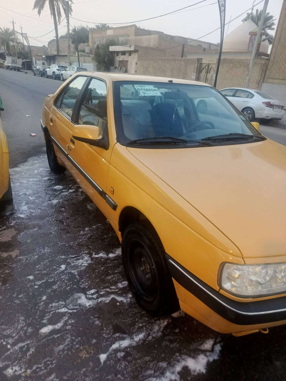 السلام عليكم  بيجوو لميس مديل 2015 سياره مكفوله من الضربه ولاصبغ ماعد الجاملغ الخلفي الوره صفحه السايق بي ربع صبغ بدون ضربه هيئه وغرمات مصفره بغداد رقم النكليزي بسمي كير محرك صدر خير من الله كهربائيّة كلهه شغله تبريد تدفه  تخم تاير باتري جديد العنوان بغداد بوب الشام لاستفسار اكثر هذا الرقم غير متواجد علا فيس *********** السعر 43وبي مجال بصيط
