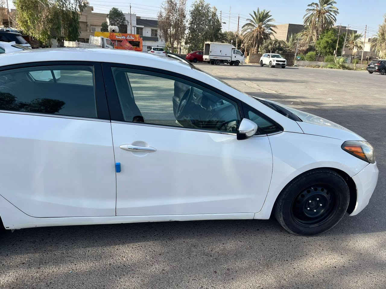 فورتي امريكي موديل 14 السياره جاهزه محرك GDi
                  .. السعر 96 وبيها مجال..
 رقم بغداد بسمي ضررهه جاملغات اماميه و   الجاملغ الخلفي. موجود السونار ويه الصور  تبريد شغال مكاني ابو غريب متواجد من 3 العصر و وره.   
                     ***********
