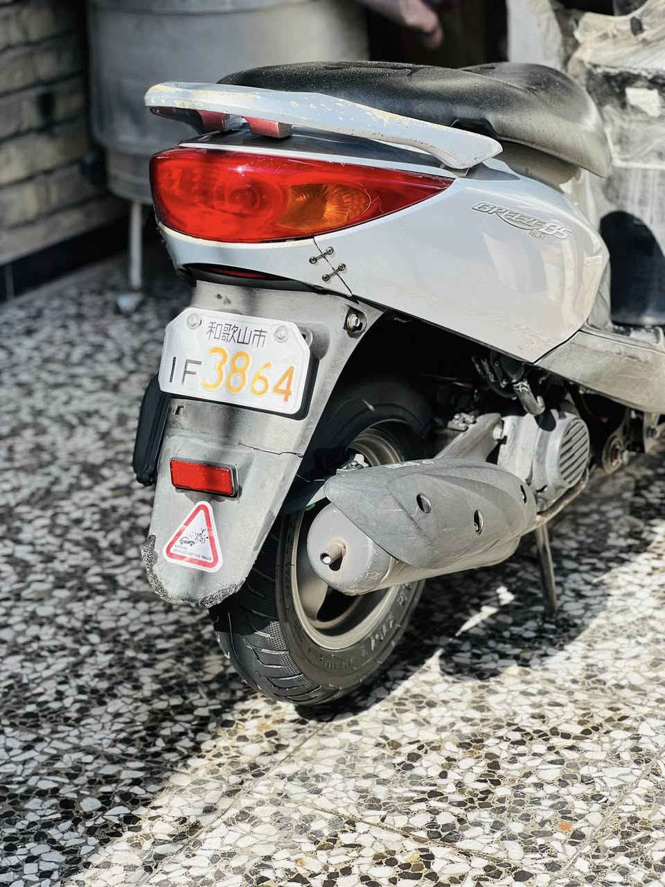 سلام عليكم دراجه بريز لايت عالي دراجه رمبه ومكفوله من تاير للتاير وكلشي شغال بيها اي ستفسار خاص او رقمي ***********
