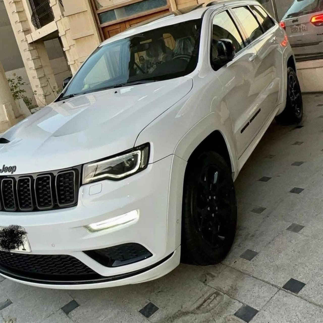 جيب فئة:    S

موديل:     2021

مكينة:     V6 3.6

خليجي مكفولة كفالة عامة ( بيه فقط صبغ نص الدعاميه الاماميه مثل ما موضح بالصوره )

سيارة نظيفة جدا جدا بعد عل وضع شركة سيارة مال جناي 

المواصفــات  1/1

بانورامـــا

رادار جانبـي نقطة عميـاء رادار خلفـي

كشن حار بارد 

كشنات جلد كنتارة

ستيرن هيتـر + كهرباء

نظام توقف اوتـو ستوب

حساسـات امامي خلفي

صندوك كهربائـي

سماعات سستم صـوت

دمام بالصنـدوك

بصمة و تشغيل عن بعـد

كيج الكترونـي

نظام متعدد اوتو للطرق

السعر 32 الف 
السعر مابي كل مجال من الاخير هذه السعر 
مري قلاب وشفط 

***********

اتصال او واتساب
