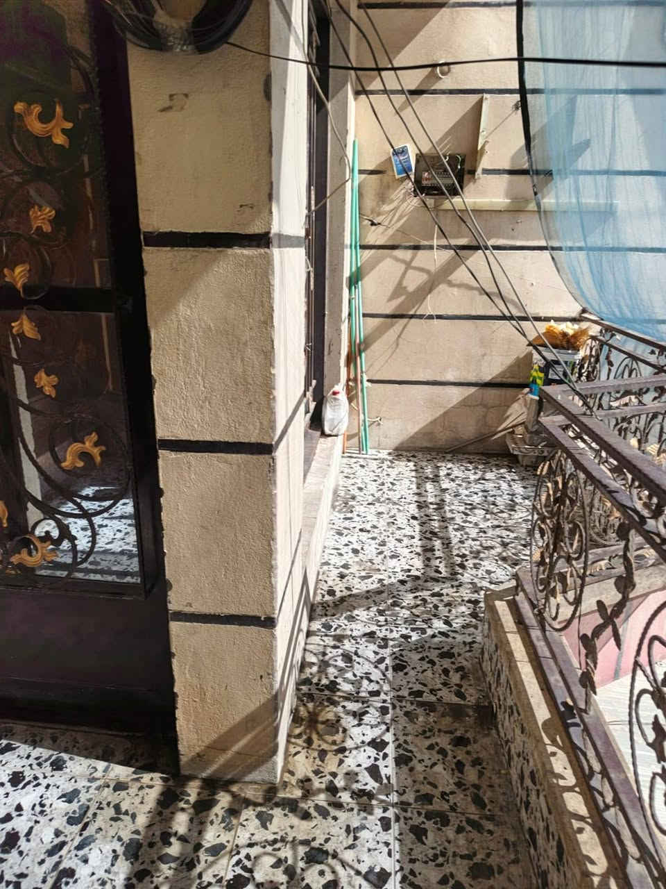 للايجار ١٢٠م طابق ثاني الشعب التجار الأولى قرب اعداديه بلقيس بيه ٢نوم واستقبال وخدمات مدخلين الإيجار ٤٥٠ للاستفسار ***********
