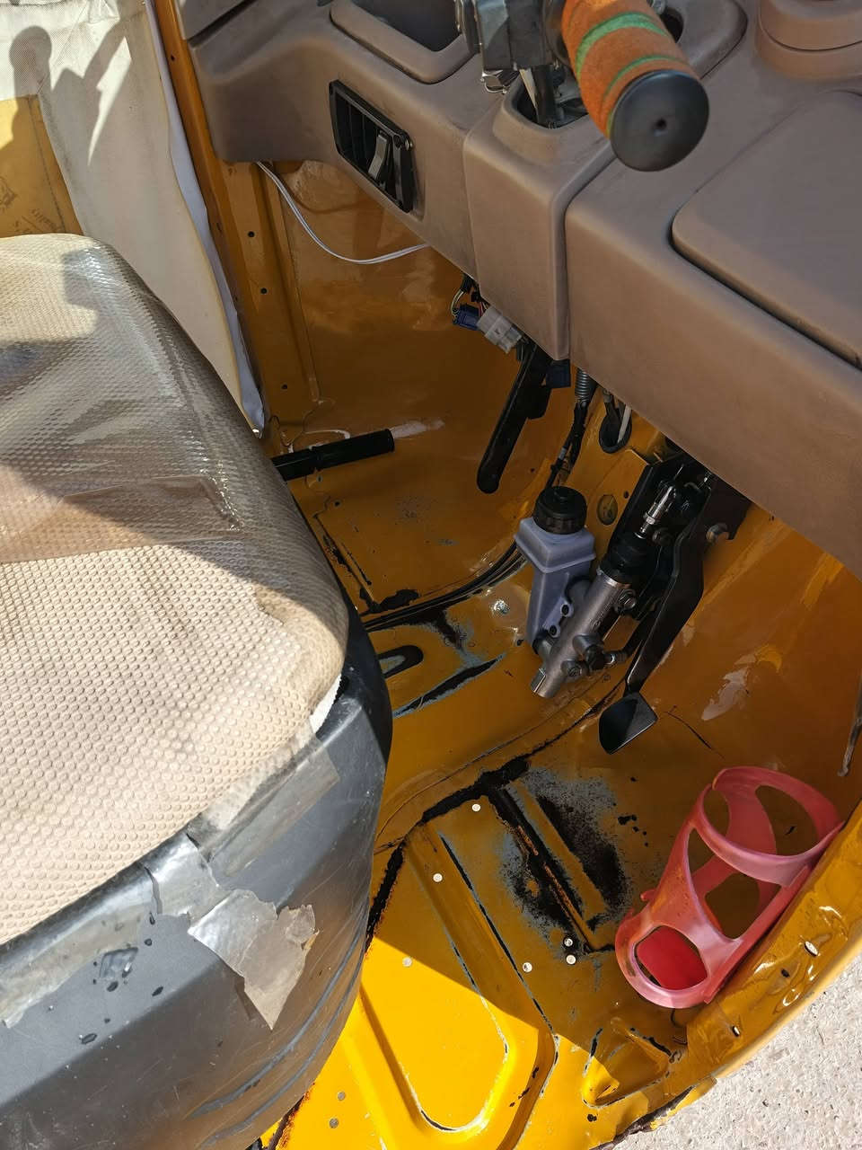 السلام عليكم تكتك بلاديه بيه صبغ بس الصفحه فقط بدون رقم بغداد تحويل ثاني يوم ضربه كلها بلاديه مكاني بغداد الشعب السعر6400 وبيه مجال للطيببن رقم الهاتف***********
