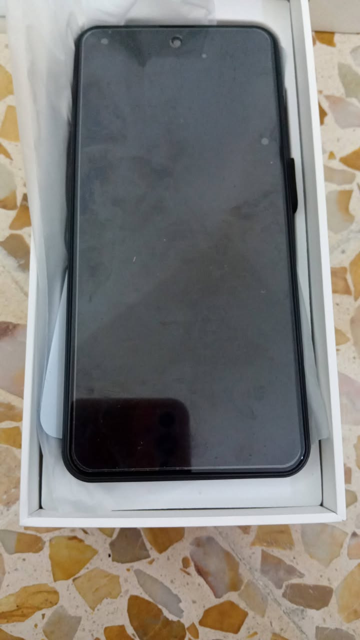 مبايل جديد بعدة بالبكيت سعرة ١٠٠ و٥٠


**إذا كنت صاحب هذا الإعلان وتريد حذفه لأي سبب، رجاءا أرسل رسالة إلى الدعم الفني**