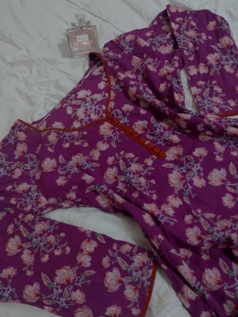 هلو بنات اي قطع اب، 7الحجز ع خاص اكو توصيل لجميع المحافظات جميع القياسات موجود


**إذا كنت صاحب هذا الإعلان وتريد حذفه لأي سبب، رجاءا أرسل رسالة إلى الدعم الفني**