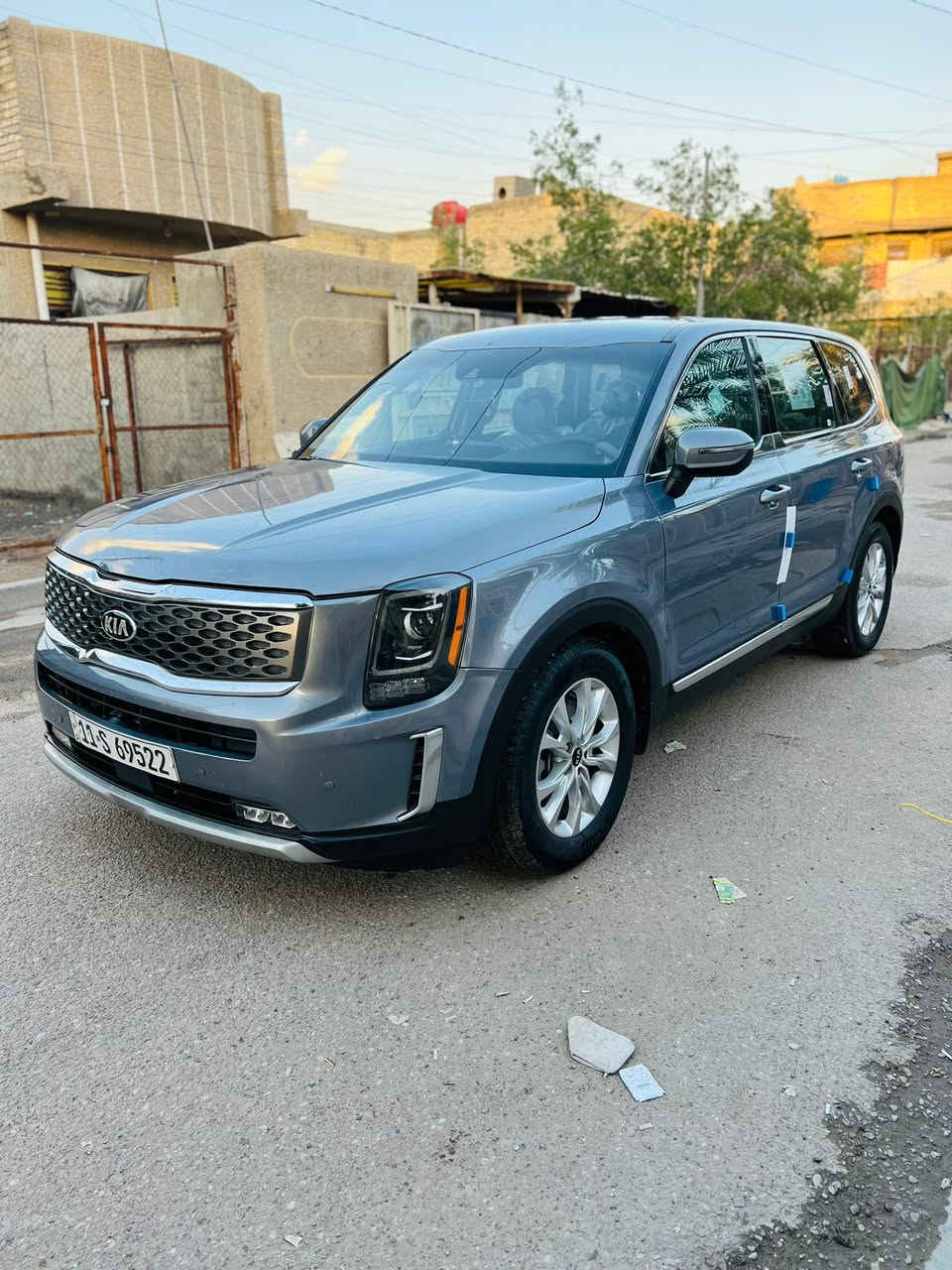 للبيع كيا تولورايد موديل ٢٠٢٠ بغداد سياره جديده حادث جاملغ وبنيد ماشيه ٧٦ كيلو متر عنوان بغداد البلديات سونار منشور مع صور حادث سعر ١٩٩ وبيها مجال هاتف ***********
