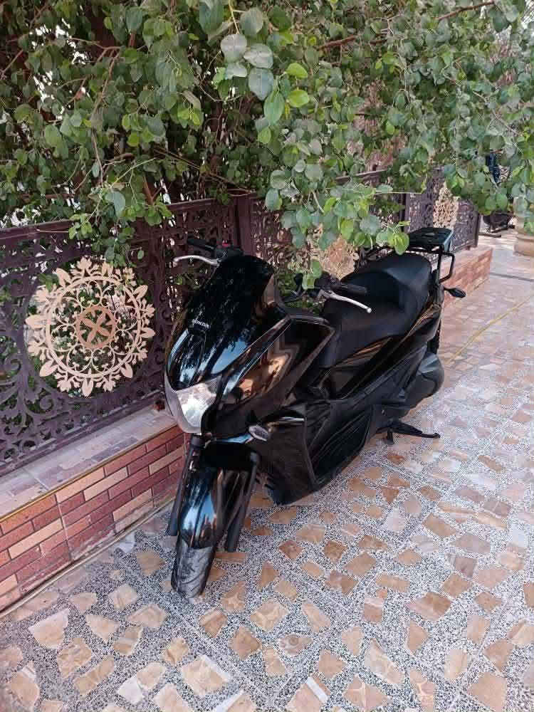 فاز 2017 250cc
كفاله عامه مكينة و كفرات نقص جاملغ امامي فقط سعر 14 ورقة وبيها مجال عنوان بغداد حي اور تواصل ***********
