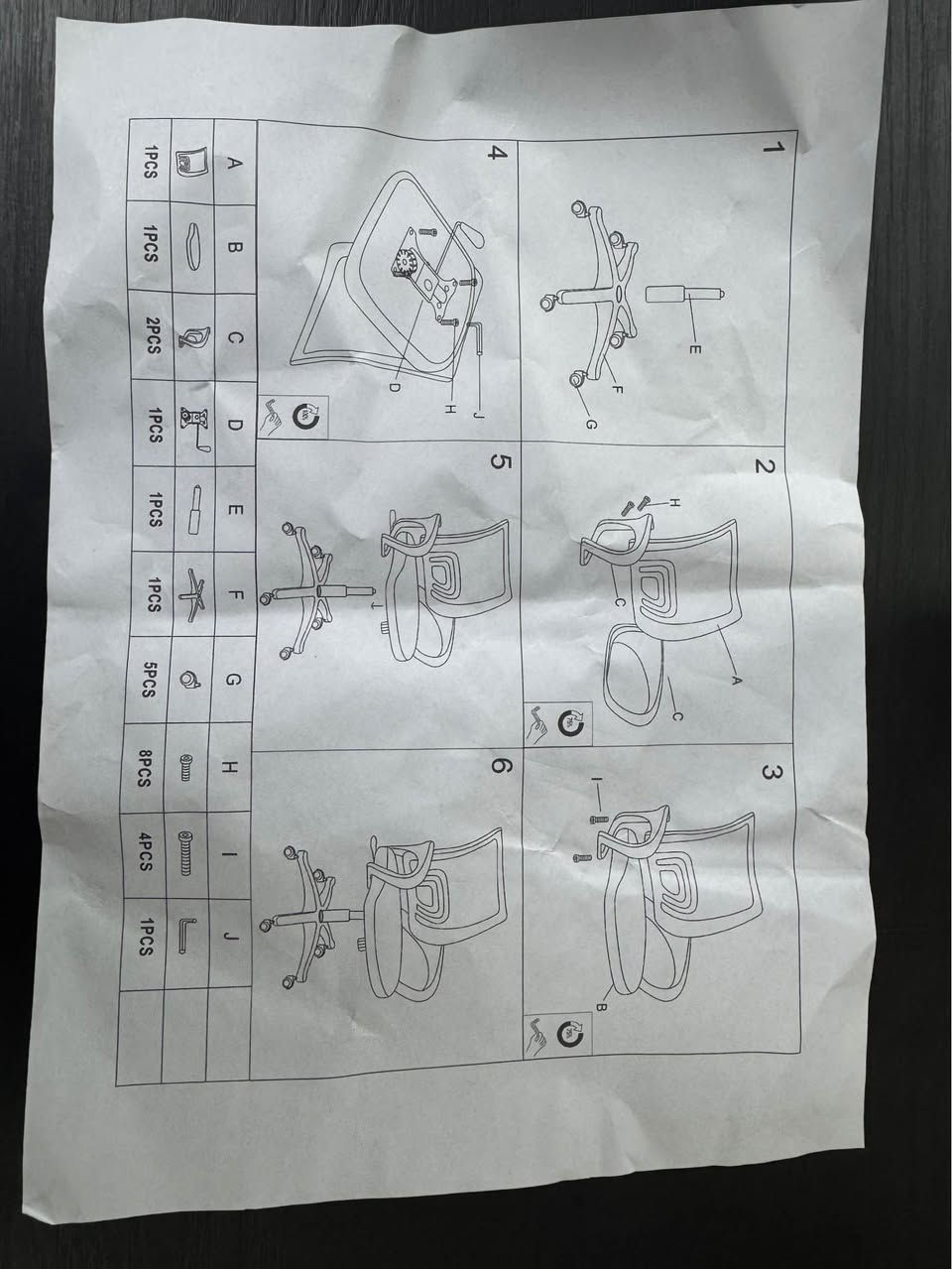 للبيع كرسي مكتب وهياكل دراسية بنظام Ergonomic طبي، الكرسي جديد تماماً وغير مستخدم (داخل الكرتون)، سهل التركيب ويأتي مع كامل ملحقاته وكتالوج الشرح.
المواصفات والمميزات:
• تصميم طبي: يدعم الظهر والفقرات لساعات جلوس طويلة دون تعب.
• ظهر شبكي: يسمح بمرور الهواء ومنع التعرق أثناء العمل.
• تحكم كامل: مزود بجك هيدروليك لرفع وتنزيل الكرسي حسب الطول المناسب.
• دعم قطني: يحتوي على مسند لأسفل الظهر لراحة إضافية.
• قاعدة متينة: خماسية الأرجل مع عجلات انسيابية لسهولة الحركة 360 درجة.
• اللون: أسود ملكي يناسب كافة أنواع المكاتب والديكورات.
الحالة:
• جديد بكرتونه (لم يتم تركيبه بعد).
• مرفق معه مفتاح التركيب (Allen Key) والبراغي الأصلية.
السعر: (55,000)
يتوفر خدمة توصيل لجميع المحافظات أربيل, العراق


**إذا كنت صاحب هذا الإعلان وتريد حذفه لأي سبب، رجاءا أرسل رسالة إلى الدعم الفني**