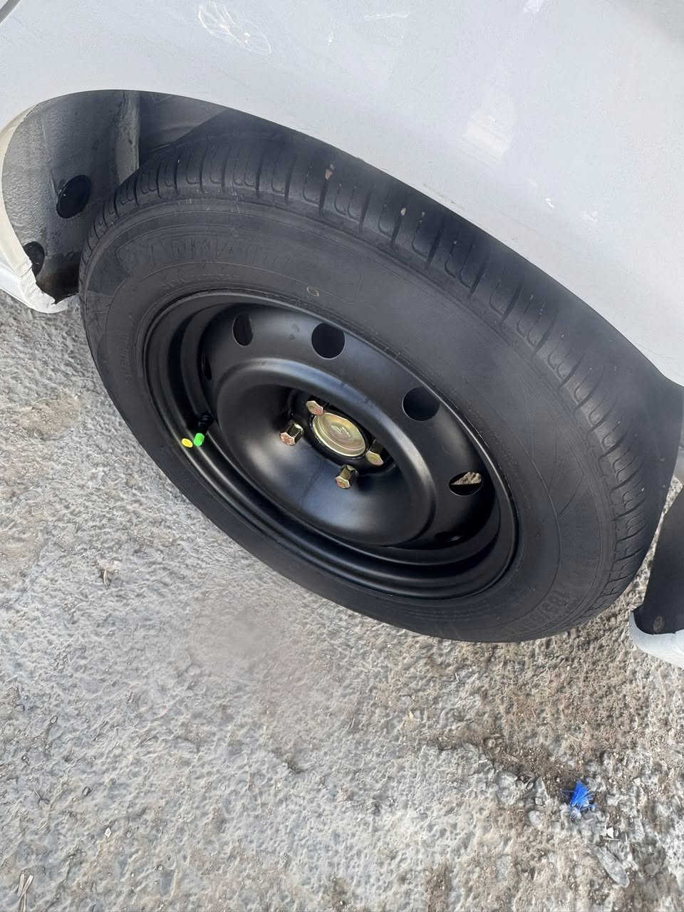 السلام عليكم سمند موديل 2016 بسمي رقم بغداد انكليزي شركة العامة السيارات كفالة عامة ضربة صبغ تبديل مكينة كير صدر امامي خلفي دوشمة عام تخم تاير تبريد ثلج حماوة صفر ترايهة مال سيارة زيرو وكلش جديدة لا خياس ولا تنكيد على وضع الشركة بلاد السعر 67$ ورقة وبيهة مجال شي بصيط تلفون *********** العنوان بغداد الشعب
