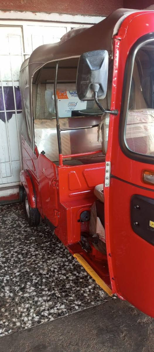 🛺سلام عليكم تكتك واحد و عشرين تكتك نضيفه خير من الله  لتفاصيل رقم الهاتف📞 ***********
