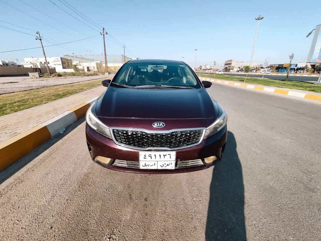 فورتي 17ظرر جامرلغ يمنه فقط محرك دوش 2000
تخم تاير جديد باتري جديد منظومه بانزين جديده 
سياره مناقصها شي جدا اقتصاديه 
رقم اريل تحويل او وكاله ***********
