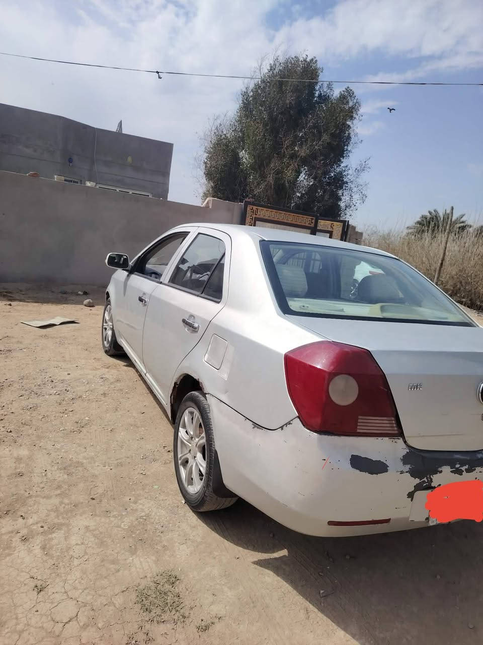 للبيع جيلي ام كي موديل 2013 العنوان ديوانية السعر 38 بي مجال قليل تلفون *********** بي واتساب بلخدمة
