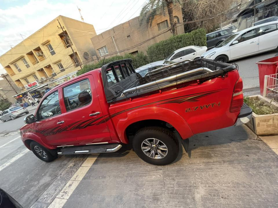 السلام عليكم
بيكم تويوتا هايلوكس كويتي 2014 فور ويل كير عادي 
السياره رقمها ( واسط) انكليزي باسمي
 ابيع حزام
السياره ماشيه 260 
المكينه مفتوحه 
تخم تاير + ويل جدد
صدر 80‎%‎
مكاني بغداد 
السعر  (165) بيها مجال 
***********
