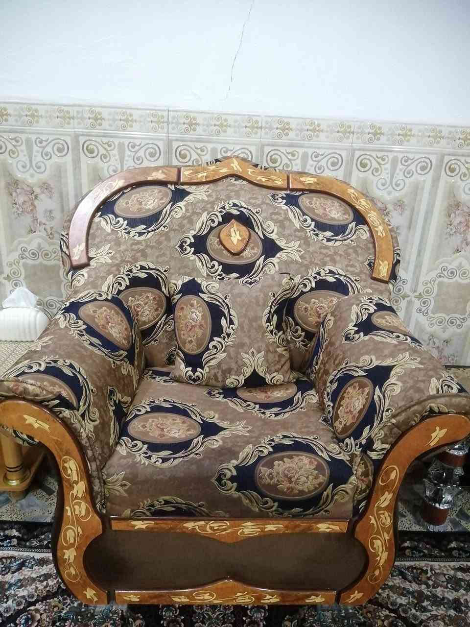 تخم كامل كراسي كبار عدد ٢ وكراسي صغار عدد ٤ للبيع


**إذا كنت صاحب هذا الإعلان وتريد حذفه لأي سبب، رجاءا أرسل رسالة إلى الدعم الفني**