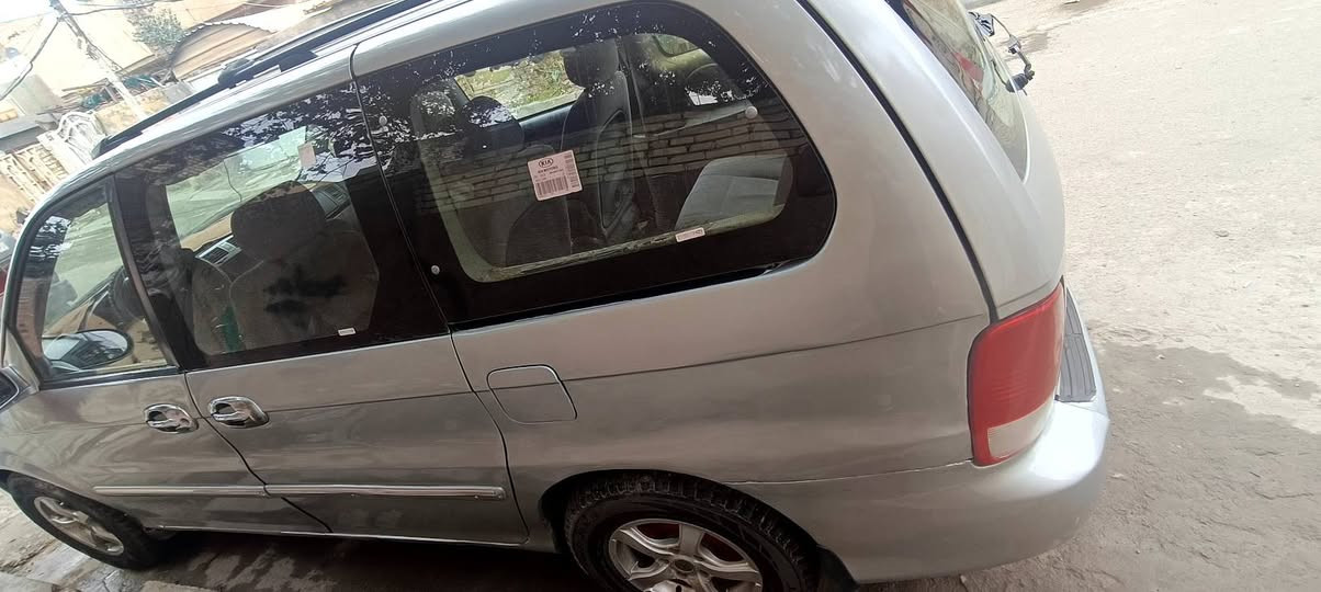 السلام عليكم كيا سيدونا مديل 2005
لبيع 
محرك 6 سلندر
مصبوغه حزام 
لسعر 90 وبيه مجال مكان بغداد
لاستفسار ***********
