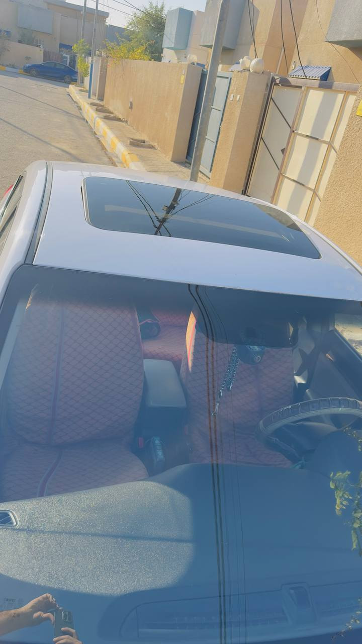 النترا ٢٠١٨
رقم كربلاء 
المواصفات 
شاشه
فتحه
كامره امامي خلفي
حساس خلفي
ويل كب كروس
محرك ٢٠٠٠
مع باقي المواصفات 
السعر١٦٥
***********
