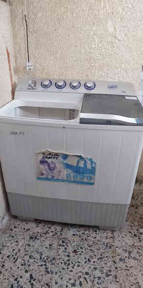 غساله كرفت الاصليه ١٦كيلو تغسل بطانيه ومكينه برذر الياباني شغالات كاملات اي عطل مابيه  ***********
