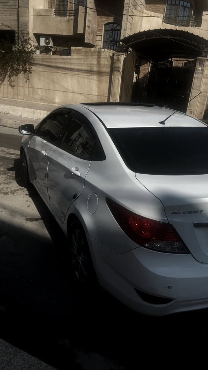 السلام عليكم
اكسنت2011 خليجي محرك دوش1600
 .. جرس تنبيه 120 فول تحكمات فتحت سقف شاشه كامره فول السياره 
مكينه كير كهربائيات تبريد تدفئة على الشركة مامفتوحات انطيك شرط 
وباختصار جاهزة ماتحتاج ربع دينار طخم تايرات صدر امامي خلفي 4 ويلكب 
بأسمي حته هزة ماتحتاج سنويه وهزه جديده رقم اربيل 
مكان السياره موصل
 
بيهه مكانات تكحيل فقط بدون صبغ تكحيل اثر شخط غير هيج اني مسؤل عليها
سعرها ١١٢ وبيها مجال 
للتواصل ***********
