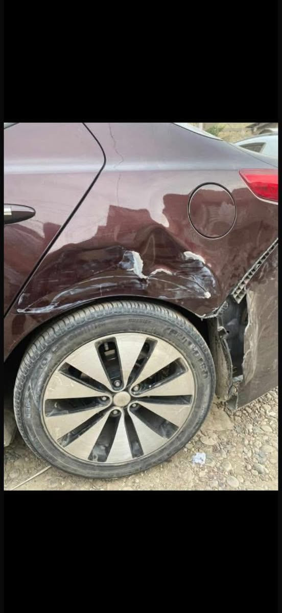 السلام عليكم
سيارة كيا اوبتما 2012  وكالة الدولية خليجي فول 1/1 لون كرزي🍒 
محرك 2400 دوش
ماشية 200 كيلومتر
دبل كزوز
حساس خلفي
بانوراما ثلاث قطع
ويل 18 كروم
بصمة تشغيل وصندوق وابواب
صدر امامي جديد
مري شفط
لدات ترحيب
فوول تحكم ستيرن
كروس سرعة
كشن ذاكره خزن ميموري
كشن كهرباء
نظام اقتصادي للبنزين
نظام EBS
داخل جلد لونين 
السياره جاهزه وترايك وين ميعجبك

رقم اربيل القديم بسم كردي تريد وكاله او تحويل اني حاضر   

السياره بيه صبغ جاملغ امامي وجاملغ خلفي شرط بدون دواخل وبدون تبديل وعندي صور قبل لااصبغ وتفحص السياره وين ميعجبك ولسياره مابيه بارد غير شويه بطرف البنيد ولباقي كفاله.  السعر 123 وبيه محال بسيط مكان السياره حله ***********
