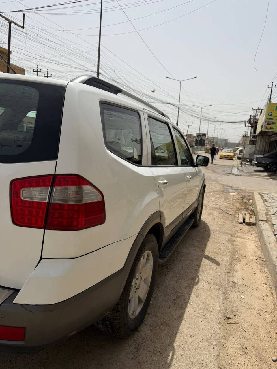 كيا موهافي 2012 فول مواصفات فور ويل كشنات جلد مري قلاب 3 قطع تبريد 6 سلندر 3800cc فتحت سقف سيارة جاهزةمن كل النواحي   السيارة عليها ادامة مال جناي صدر امامي خلفي تخم تاير منظومة تبريد جديدة تخب بلكات نوزلات سيارة مكفولة من كير و مكينة و بيها منظومة بريك جديدة  و كشر الخارجي بي قطعة وحدة صبغ و السيارة بيها صوت رواجز و سيارة والسيارة بيها سونار  تحويل ثاني يوم بأسمي السيارة هذا رقم التلفون *********** السعر 127
