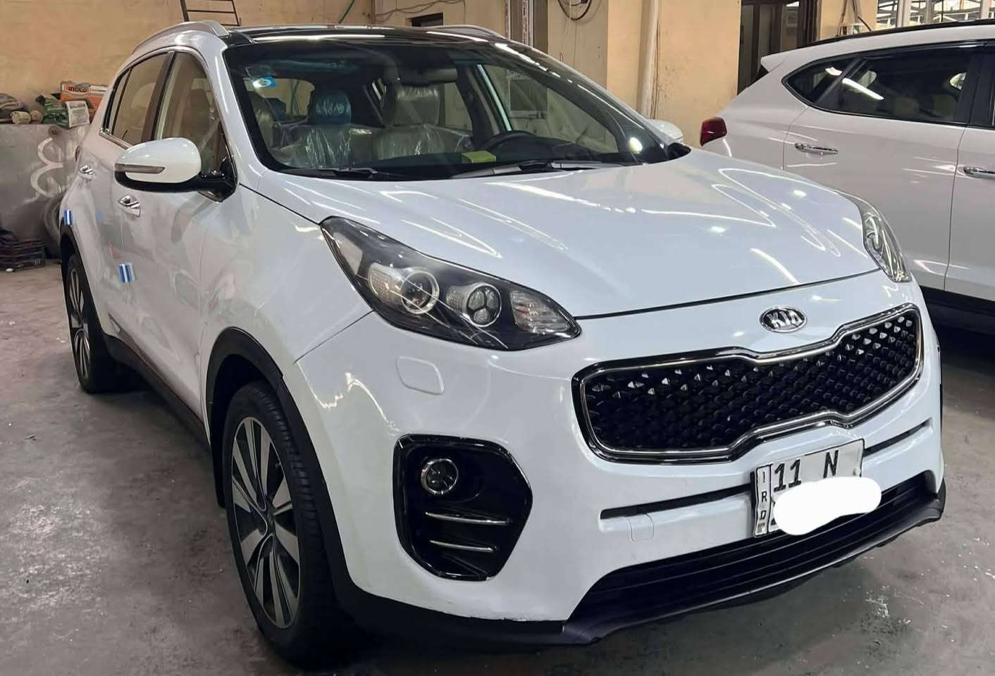 إسلام وعليكم للبيع والمراوس سبورتج  موديل 17 خليجي
كفاله من الصبغ والتبديل كير و محرك بلادي ع شركة  ماشية 123 الف
سعر 174
 مكاني بغداد    
للتصال ‏‪***********
